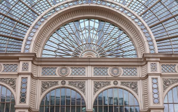 Portraits-of-Excellence-Interview-with-Alex-Beard